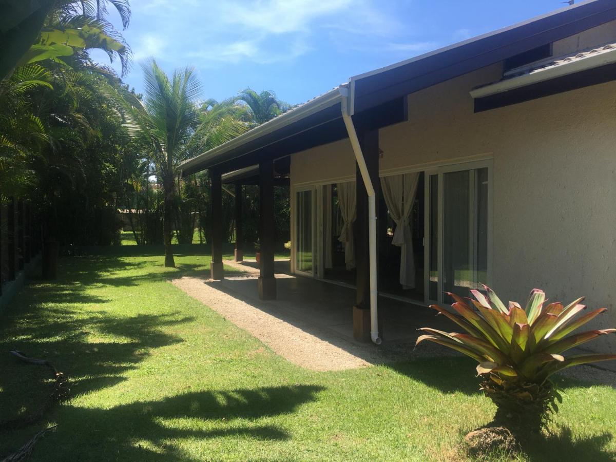 Praia De Itamambuca- Casa Charmosa E Iluminada Ubatuba Exterior foto